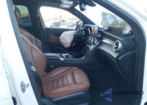 2018 Mercedes-Benz Glc 300 from USA, damaged, VIN WDC0G4JB3JV067967